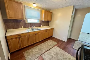 909 Clarendon Ave SW, Canton, OH 44710 - Photo 17