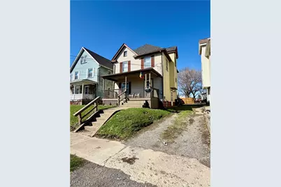 909 Clarendon Avenue SW, Canton, OH 44710 - Photo 3