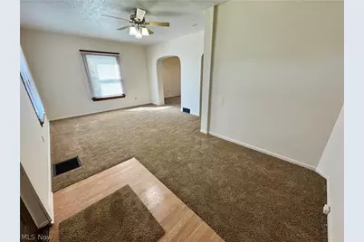 909 Clarendon Avenue SW, Canton, OH 44710 - Photo 11