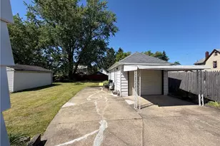 1452 Humbolt Ave, Youngstown, OH 44502 - Photo 15