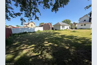 1452 Humbolt Avenue, Youngstown, OH 44502 - Photo 17