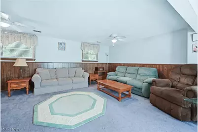 466 Wendemere Drive, Hubbard, OH 44425 - Photo 13