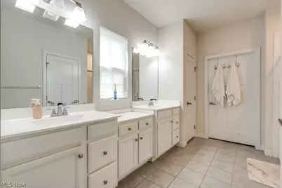 811 Robinson Drive, LaGrange, OH 44050 - Photo 13