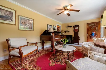 11385 William Penn Avenue NE, Hartville, OH 44632 - Photo 11