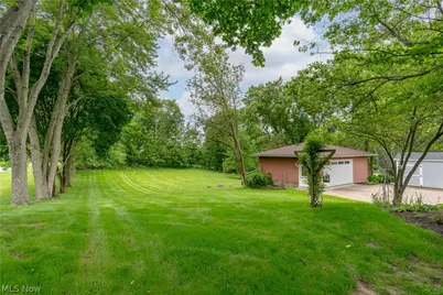 11385 William Penn Avenue NE, Hartville, OH 44632 - Photo 7