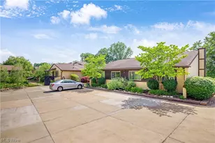186 Court Dr, Fairlawn, OH 44333 - Photo 37