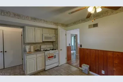 63075 Ridgewood Drive, Cambridge, OH 43725 - Photo 11