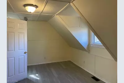 2362 E 76th Street E, Loveland, OH 44104 - Photo 9