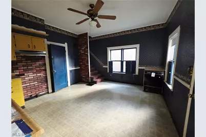 37 N 4th Street, Martins Ferry, OH 43935 - Photo 5
