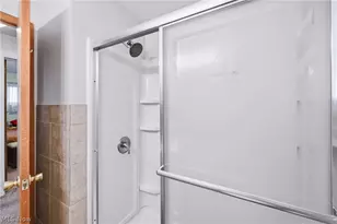 3195 Sunnybrooke Dr, Youngstown, OH 44511 - Photo 21