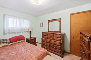 3195 Sunnybrooke Dr, Youngstown, OH 44511 - Photo 23