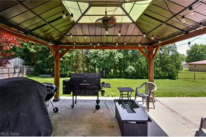 2493 Birchwood Drive, Austintown, OH 44515 - Photo 9