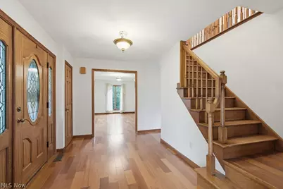 951 S Azalea Boulevard, Barberton, OH 44203 - Photo 9