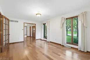 951 S Azalea Blvd, Barberton, OH 44203 - Photo 15