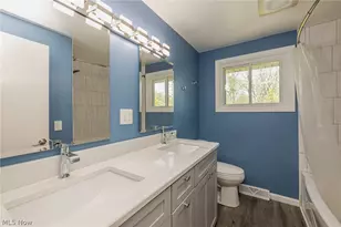 34600 W Sharondale Dr, Solon, OH 44139 - Photo 23