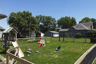 701 Jones St, Hubbard, OH 44425 - Photo 21