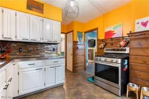 1357 19th St NW, Canton, OH 44709 - Photo 9