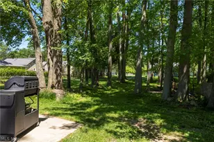 23630 Carriage Ln, North Olmsted, OH 44070 - Photo 5