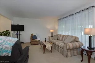23630 Carriage Ln, North Olmsted, OH 44070 - Photo 15