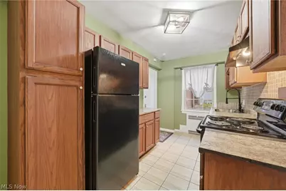 13500 Shaker Boulevard #203, Loveland, OH 44120 - Photo 5