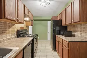 13500 Shaker Blvd, Loveland, OH 44120 - Photo 3