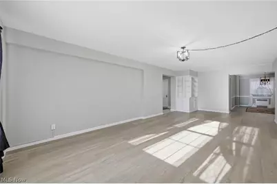 13500 Shaker Boulevard #203, Loveland, OH 44120 - Photo 15