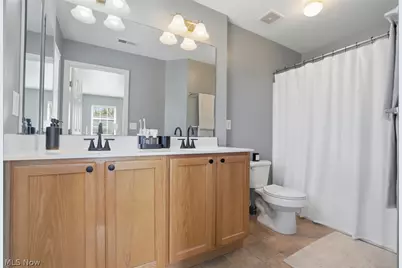 563 Colonial Drive, Painesville, OH 44077 - Photo 25