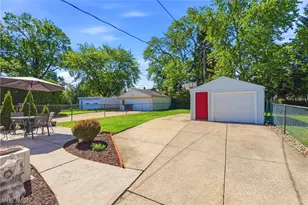 1303 Clearview Ave, Parma, OH 44134 - Photo 27