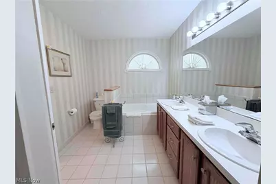 8304 Washington Avenue, North Royalton, OH 44133 - Photo 19