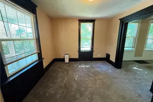 1076 Ackley St, Akron, OH 44306 - Photo 3