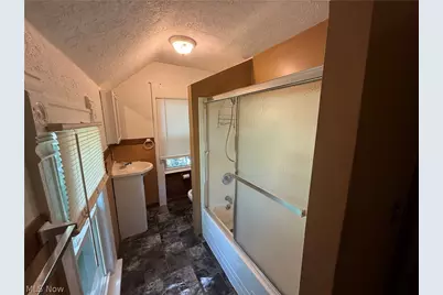 1076 Ackley Street, Akron, OH 44306 - Photo 25