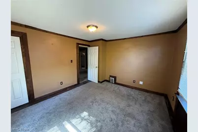 1076 Ackley Street, Akron, OH 44306 - Photo 17