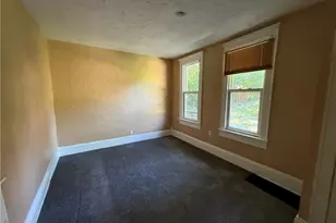 1076 Ackley St, Akron, OH 44306 - Photo 11