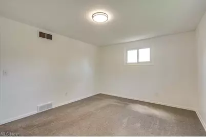 1704 Plymouth Knoll Avenue NW, Massillon, OH 44646 - Photo 21