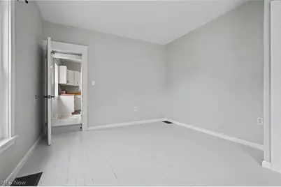 1010 Sawyer Avenue, Akron, OH 44310 - Photo 19