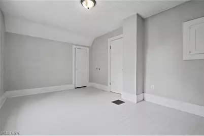 1010 Sawyer Avenue, Akron, OH 44310 - Photo 17