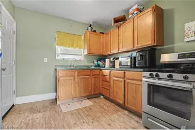 811 E Crosier Street, Akron, OH 44306 - Photo 3