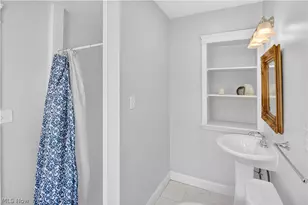 11015 Wade Park Ave, Loveland, OH 44106 - Photo 21