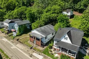1923 Guernsey St, Bellaire, OH 43906 - Photo 3
