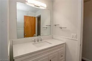 4544 Lakeknoll St, Louisville, OH 44641 - Photo 29