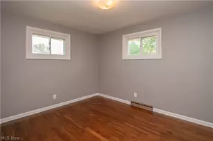 4544 Lakeknoll St, Louisville, OH 44641 - Photo 23
