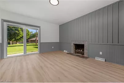 1910 W 37th Street, Lorain, OH 44053 - Photo 15