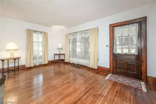 748 E Main St, Ravenna, OH 44266 - Photo 7