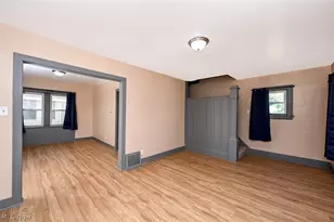 980 Neptune Ave, Akron, OH 44301 - Photo 9