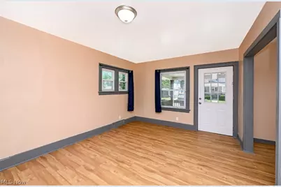 980 Neptune Avenue, Akron, OH 44301 - Photo 11