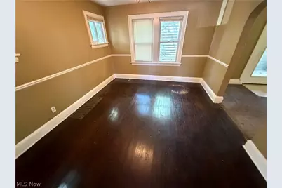 918 Frederick Boulevard, Akron, OH 44320 - Photo 11