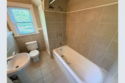 918 Frederick Boulevard, Akron, OH 44320 - Photo 15