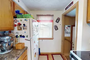 1521 27th St NE, Canton, OH 44714 - Photo 9