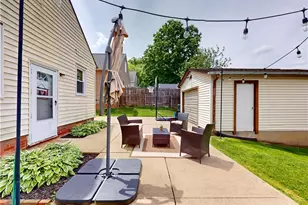 1521 27th St NE, Canton, OH 44714 - Photo 3