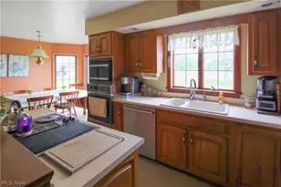 9775 W Bloom Rd, Port Clinton, OH 43449 - Photo 15